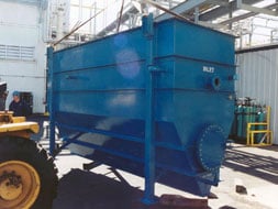 steep hopper bottom oil water separator